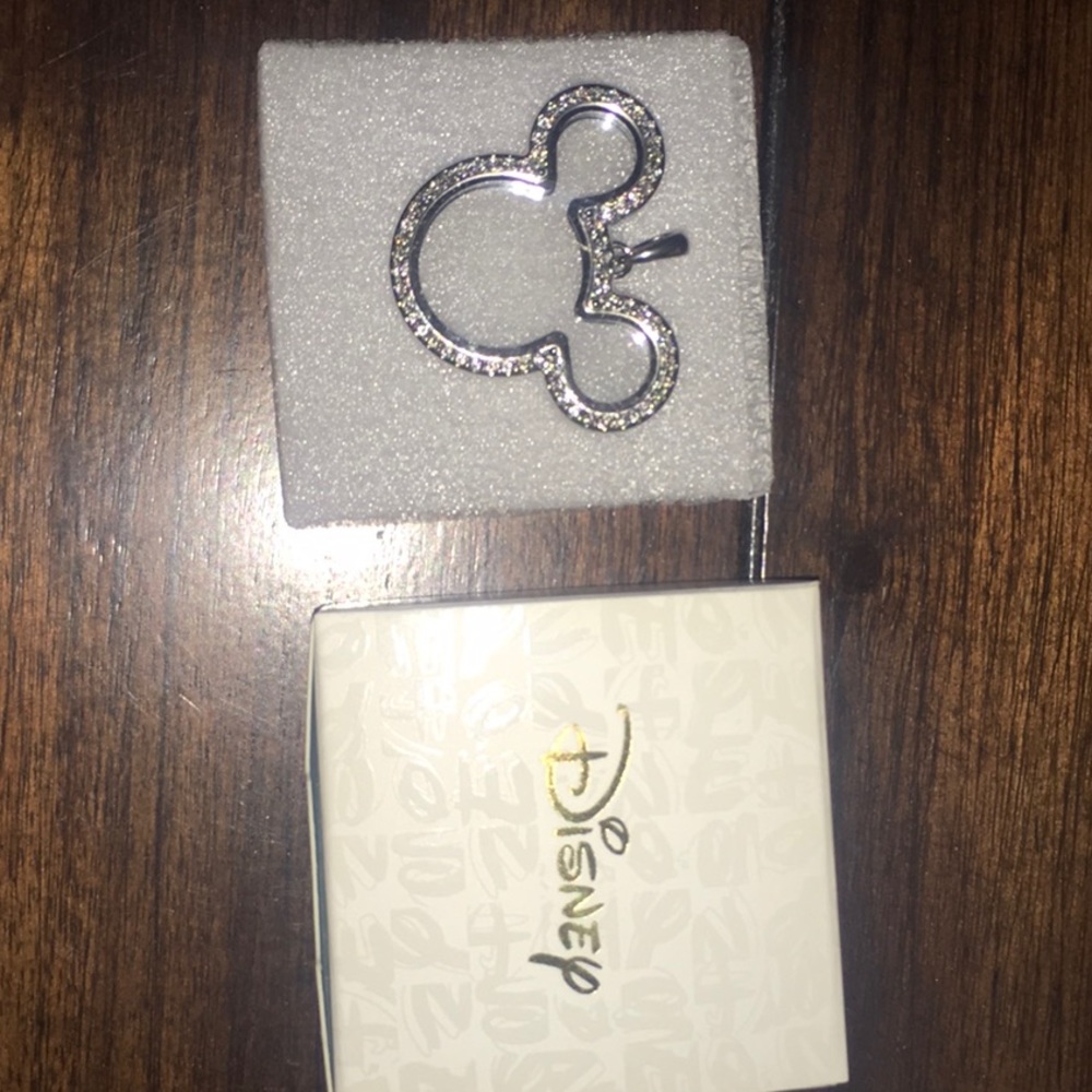 Origami Owl Disney Mickey Mouse Living Locket